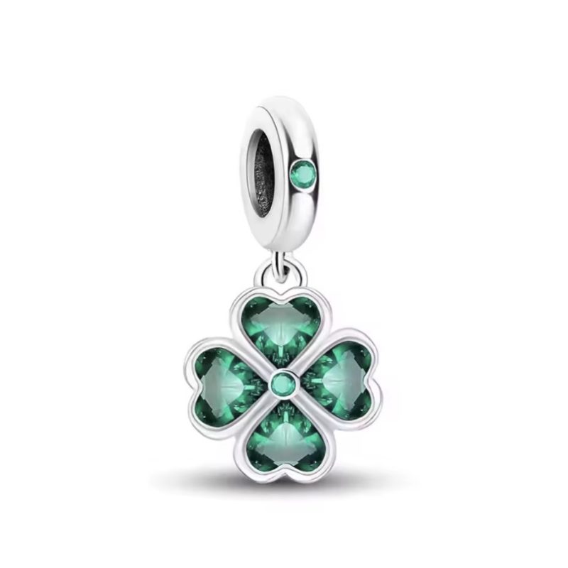 Trebol Charm